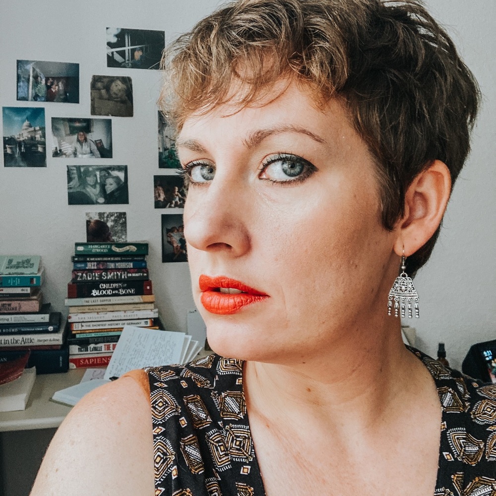 Meet your Posher, Alexandra